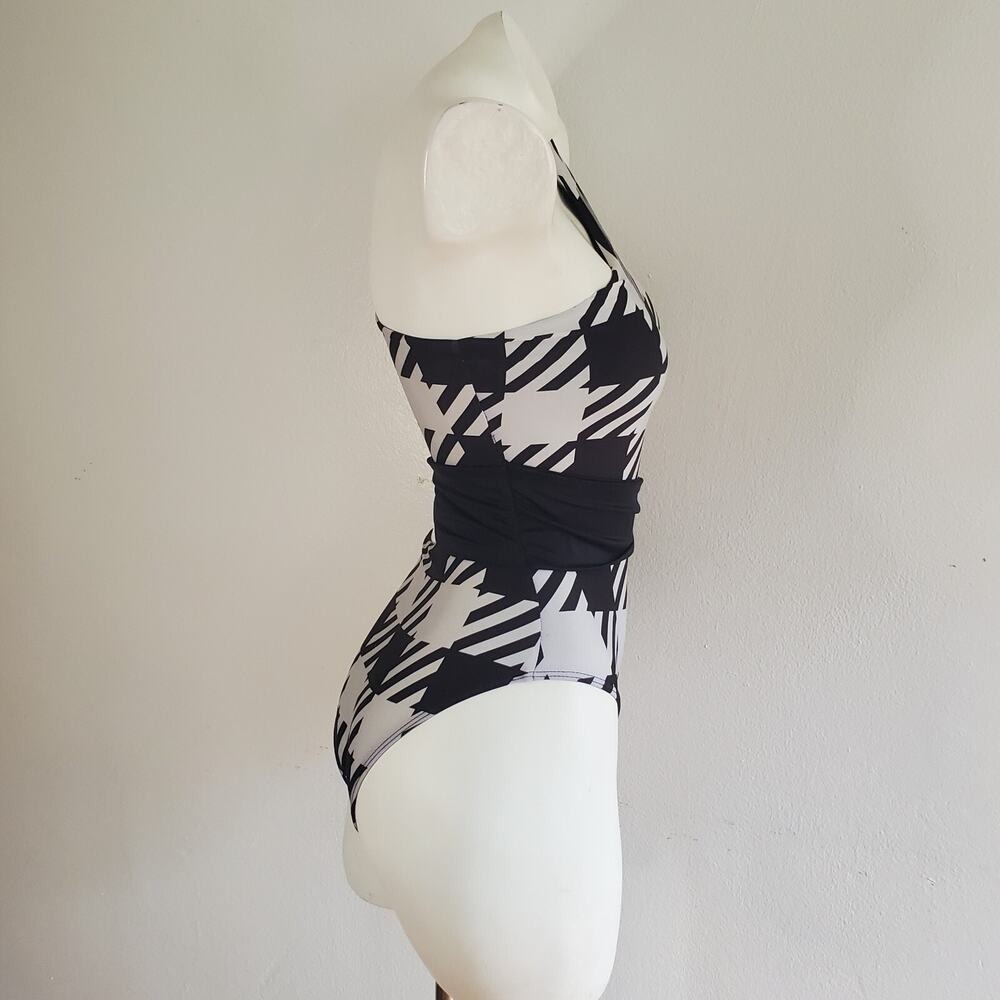 Revolve Beach Riot Carlie One Piece Swimsuit XS Houndstooth Belted Cutout NEW - Picture 4 of 16